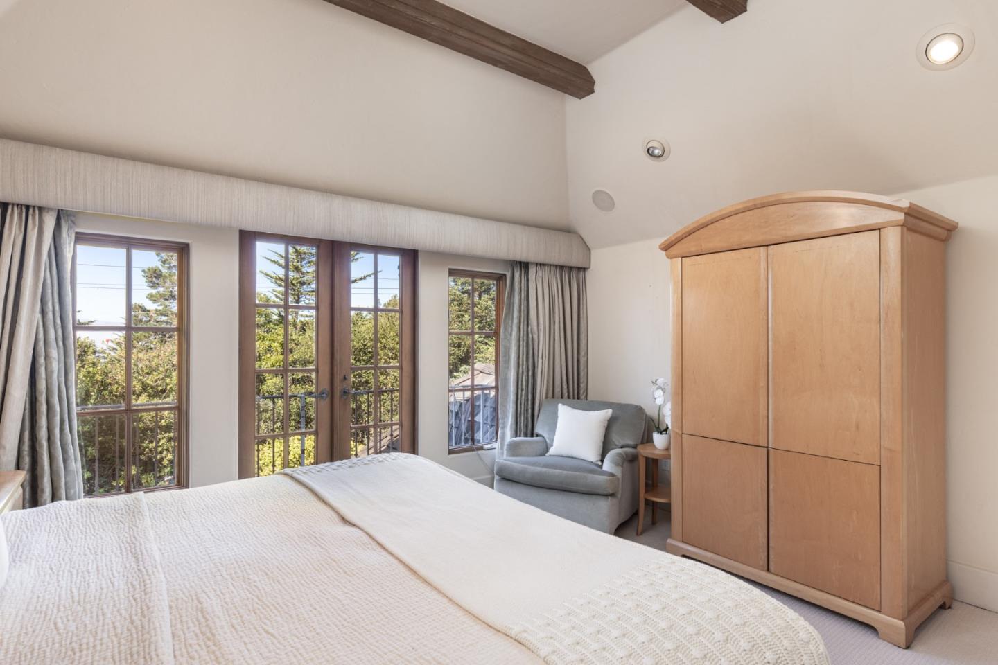 Detail Gallery Image 18 of 24 For 0 Se Corner of Monte Verde & 10th Ave, Carmel,  CA 93921 - 3 Beds | 2 Baths