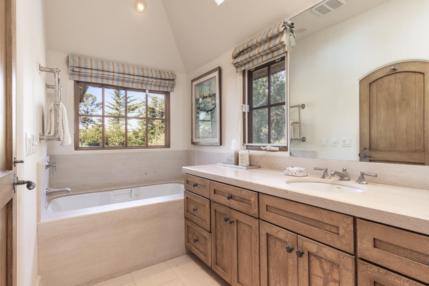 Detail Gallery Image 19 of 24 For 0 Se Corner of Monte Verde & 10th Ave, Carmel,  CA 93921 - 3 Beds | 2 Baths