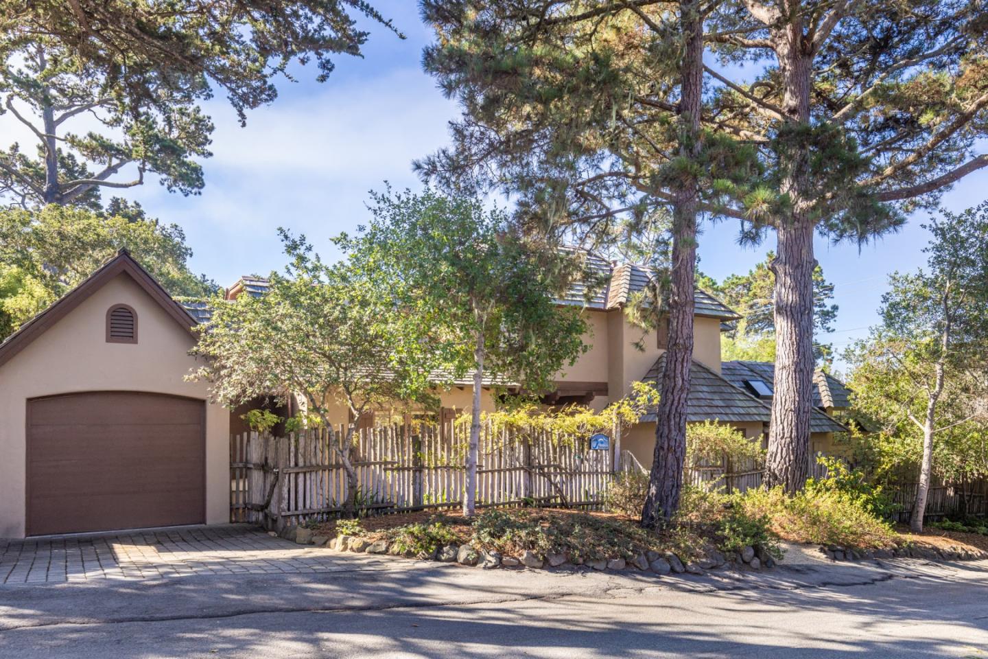 Detail Gallery Image 2 of 24 For 0 Se Corner of Monte Verde & 10th Ave, Carmel,  CA 93921 - 3 Beds | 2 Baths