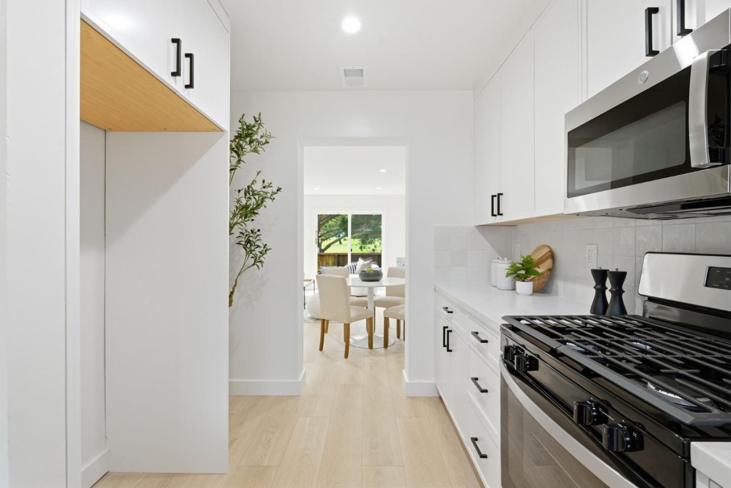 Detail Gallery Image 7 of 68 For 3639 Erris Ct, South San Francisco,  CA 94080 - 2 Beds | 1/1 Baths