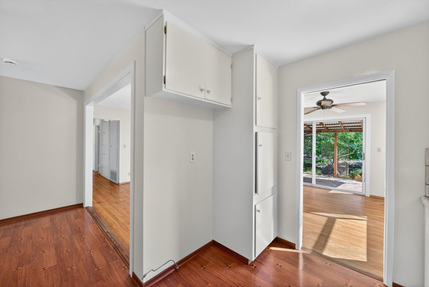 Detail Gallery Image 11 of 48 For 1438 Stockbridge Dr, San Jose,  CA 95130 - 3 Beds | 2 Baths