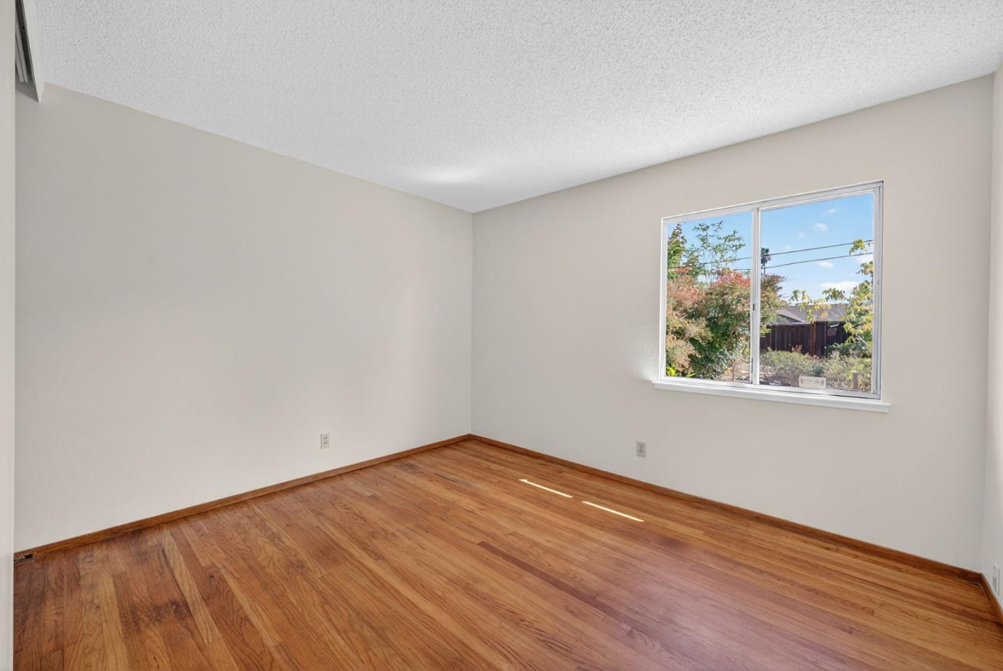 Detail Gallery Image 24 of 48 For 1438 Stockbridge Dr, San Jose,  CA 95130 - 3 Beds | 2 Baths