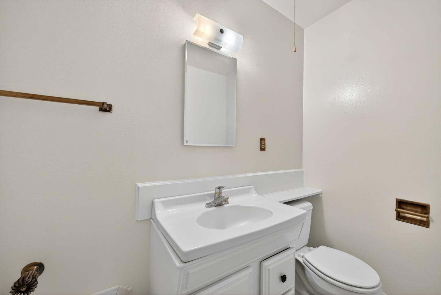 Detail Gallery Image 29 of 48 For 1438 Stockbridge Dr, San Jose,  CA 95130 - 3 Beds | 2 Baths