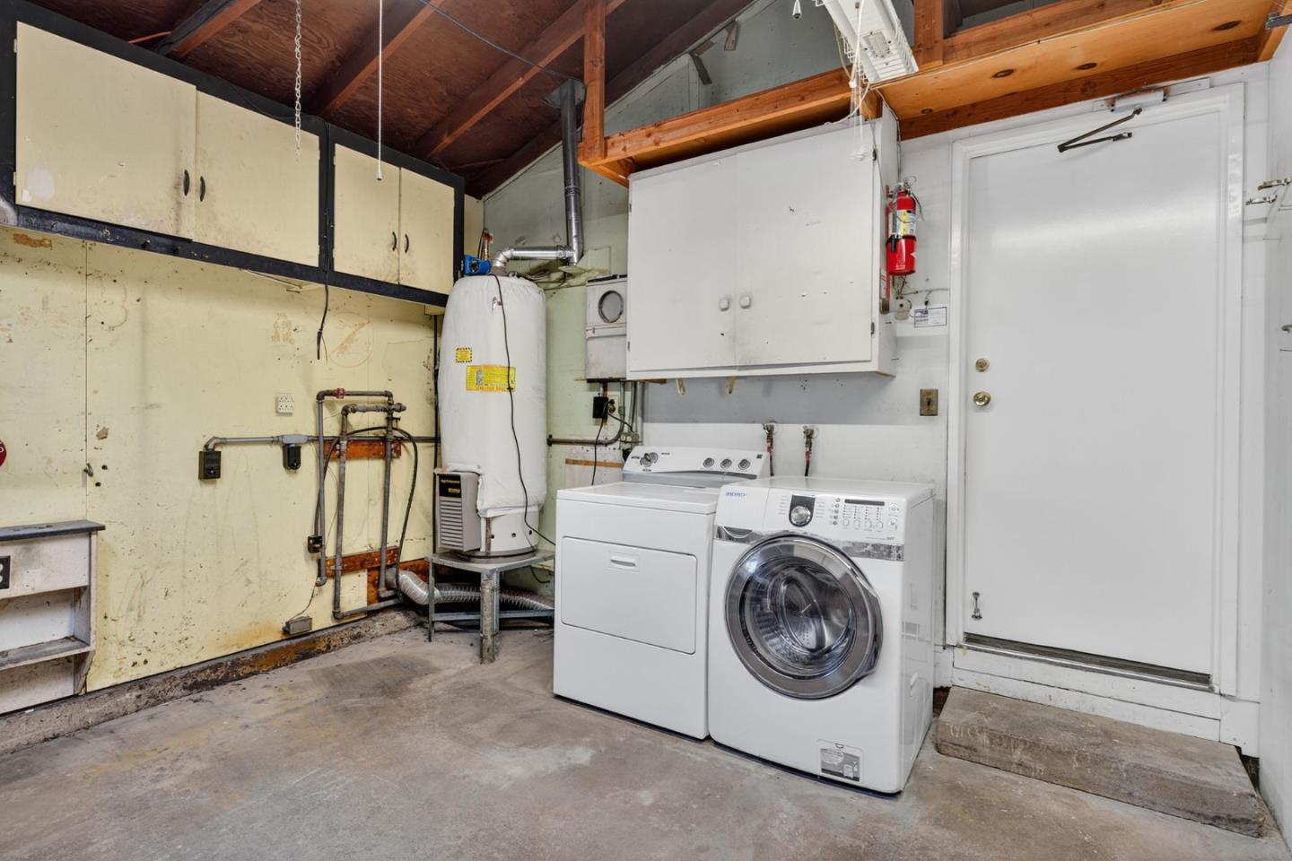 Detail Gallery Image 31 of 48 For 1438 Stockbridge Dr, San Jose,  CA 95130 - 3 Beds | 2 Baths