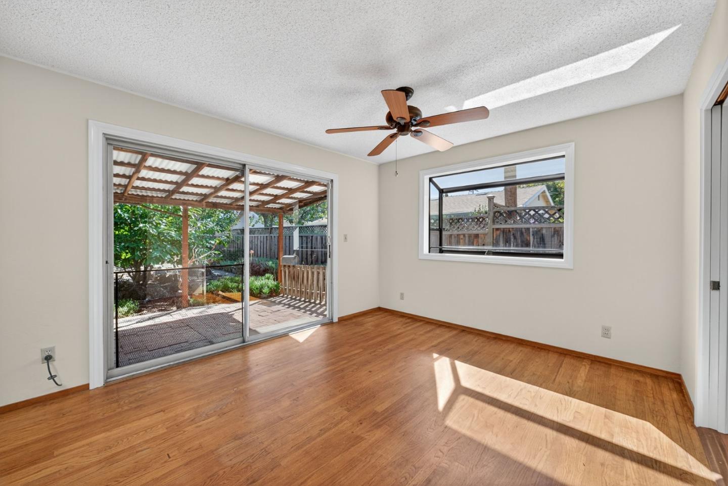 Detail Gallery Image 8 of 48 For 1438 Stockbridge Dr, San Jose,  CA 95130 - 3 Beds | 2 Baths