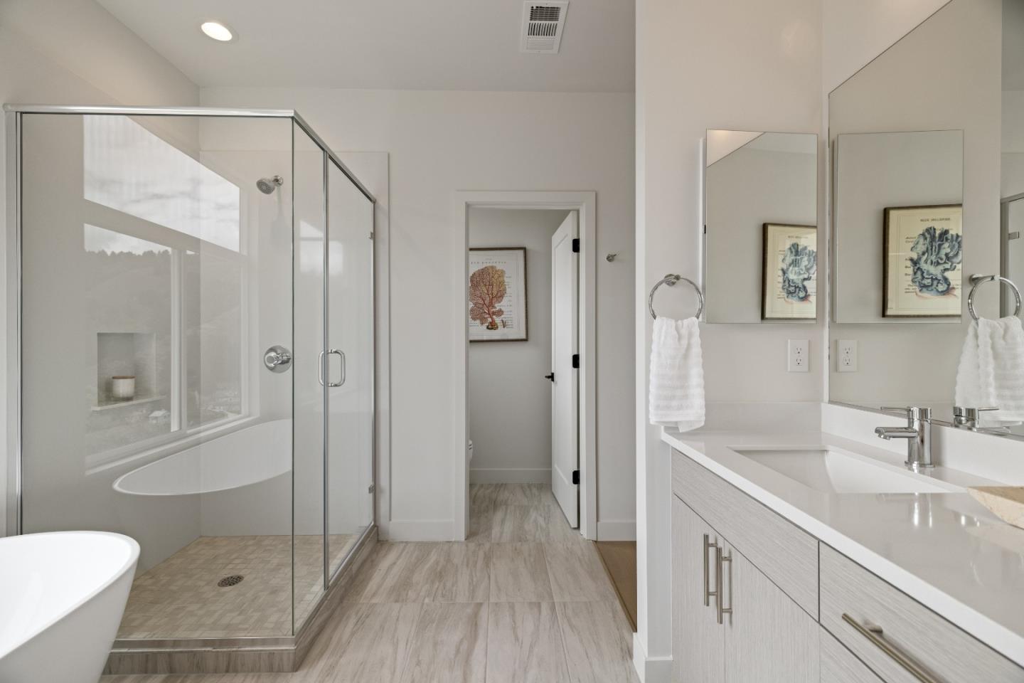 Detail Gallery Image 22 of 30 For 823 Fassler #823,  Pacifica,  CA 94044 - 4 Beds | 3 Baths