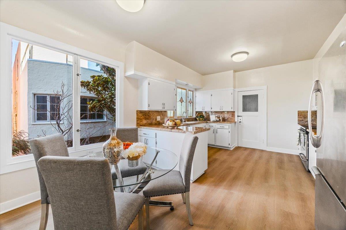 Detail Gallery Image 14 of 42 For 3736 Broderick St, San Francisco,  CA 94123 - 4 Beds | 3/1 Baths