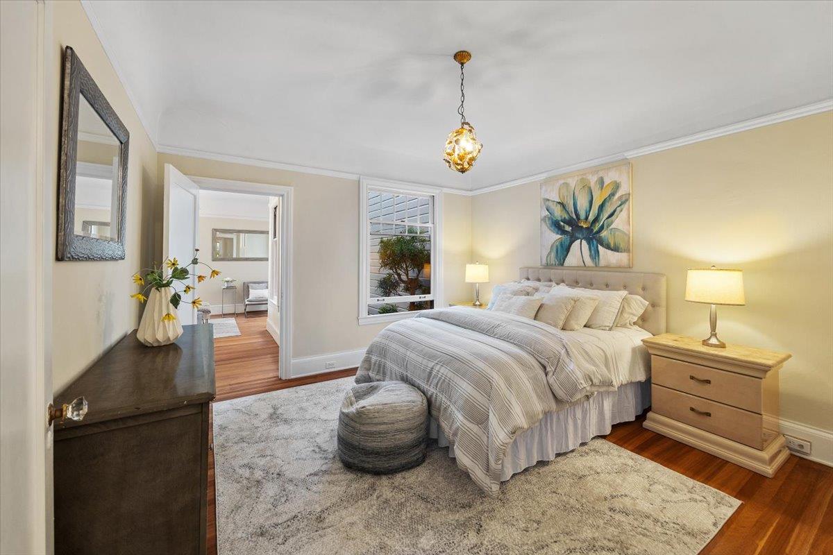 Detail Gallery Image 22 of 42 For 3736 Broderick St, San Francisco,  CA 94123 - 4 Beds | 3/1 Baths