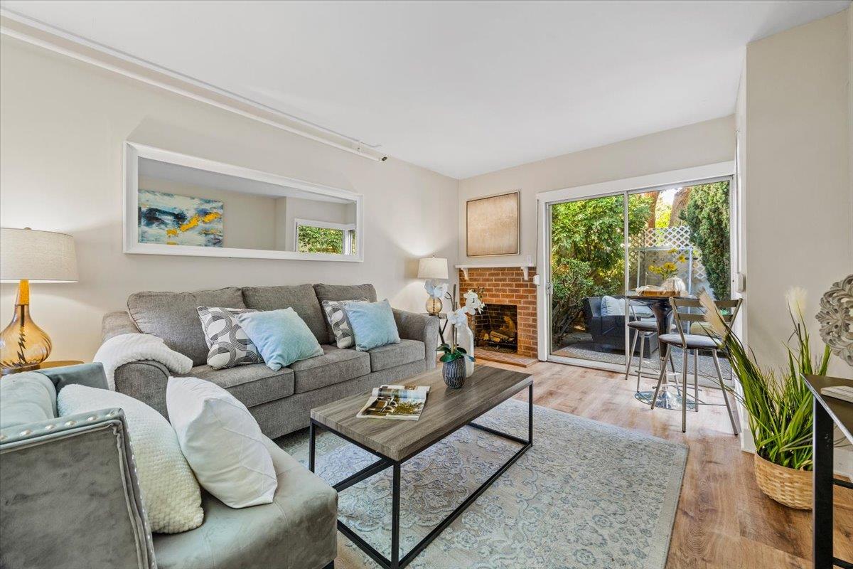 Detail Gallery Image 26 of 42 For 3736 Broderick St, San Francisco,  CA 94123 - 4 Beds | 3/1 Baths