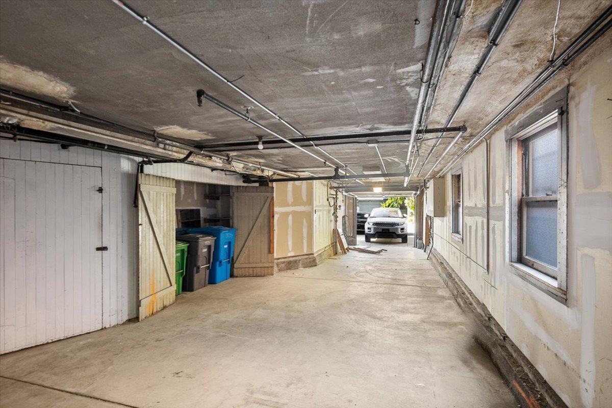 Detail Gallery Image 35 of 42 For 3736 Broderick St, San Francisco,  CA 94123 - 4 Beds | 3/1 Baths