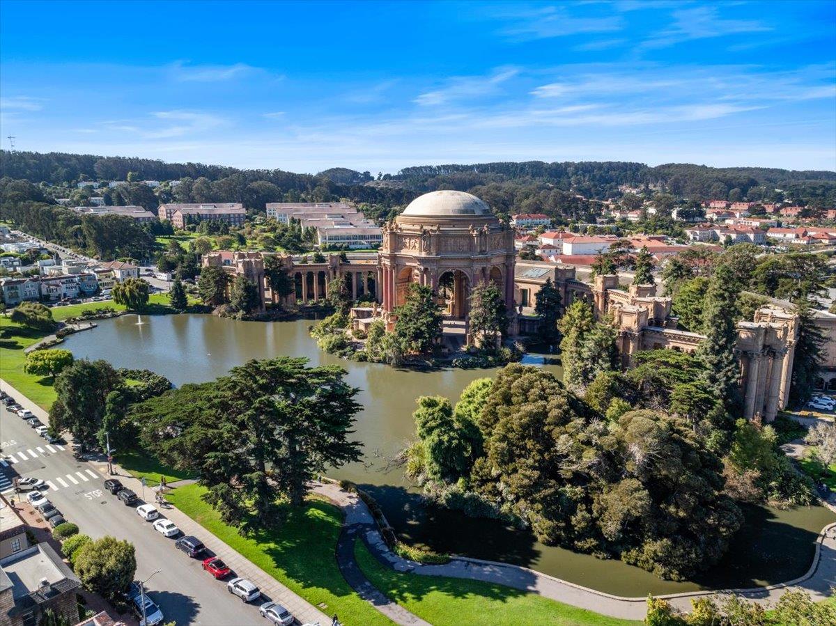 Detail Gallery Image 36 of 42 For 3736 Broderick St, San Francisco,  CA 94123 - 4 Beds | 3/1 Baths
