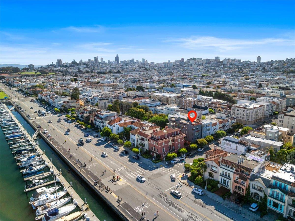 Detail Gallery Image 37 of 42 For 3736 Broderick St, San Francisco,  CA 94123 - 4 Beds | 3/1 Baths