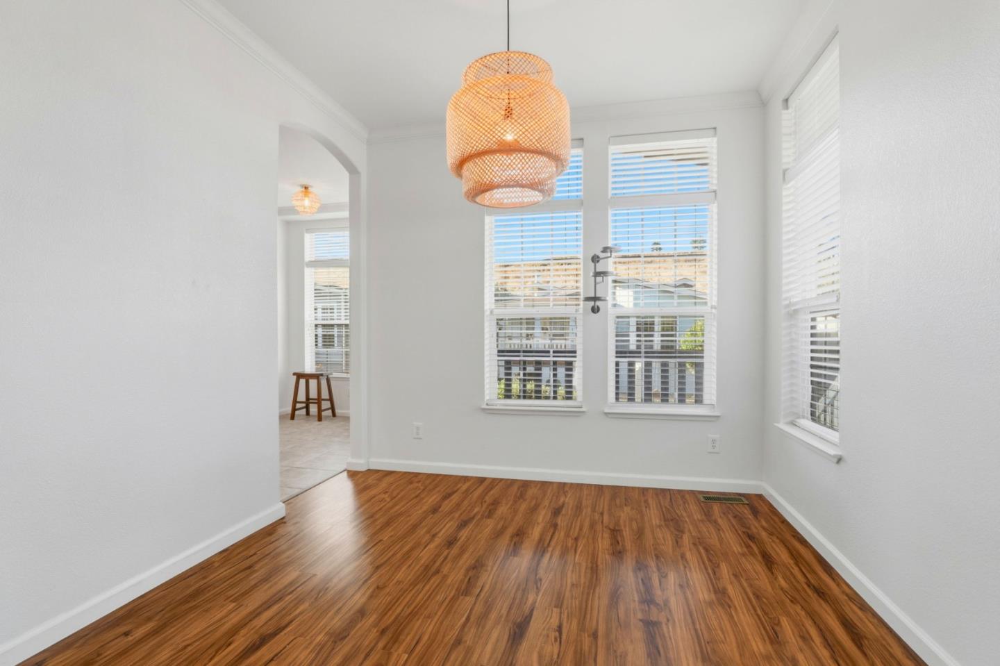 Detail Gallery Image 16 of 38 For 320 Chateau La Salle Dr #320,  San Jose,  CA 95111 - 3 Beds | 2 Baths