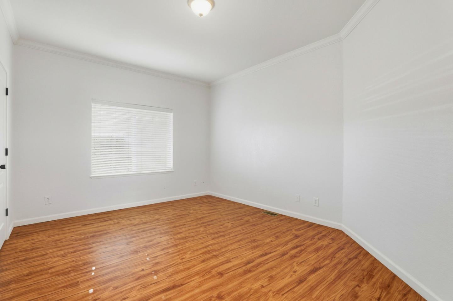 Detail Gallery Image 20 of 38 For 320 Chateau La Salle Dr #320,  San Jose,  CA 95111 - 3 Beds | 2 Baths