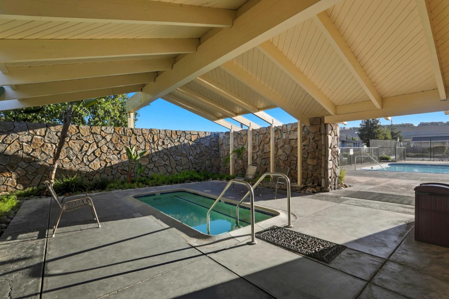 Detail Gallery Image 37 of 38 For 320 Chateau La Salle Dr #320,  San Jose,  CA 95111 - 3 Beds | 2 Baths