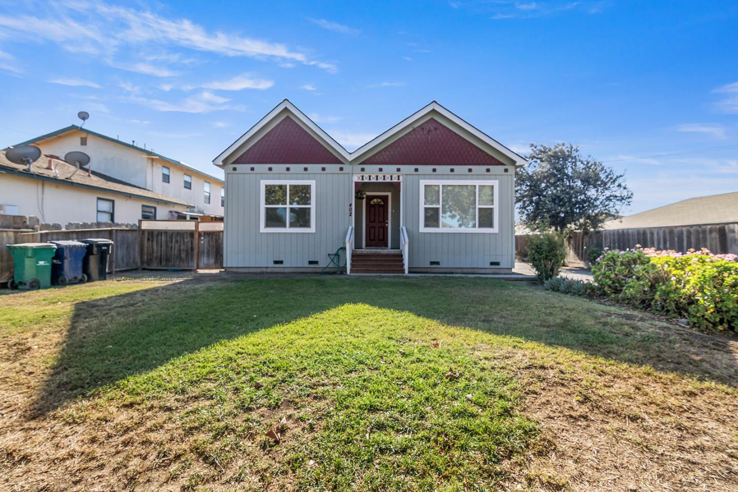 South 3rd, King City, CA, 93930