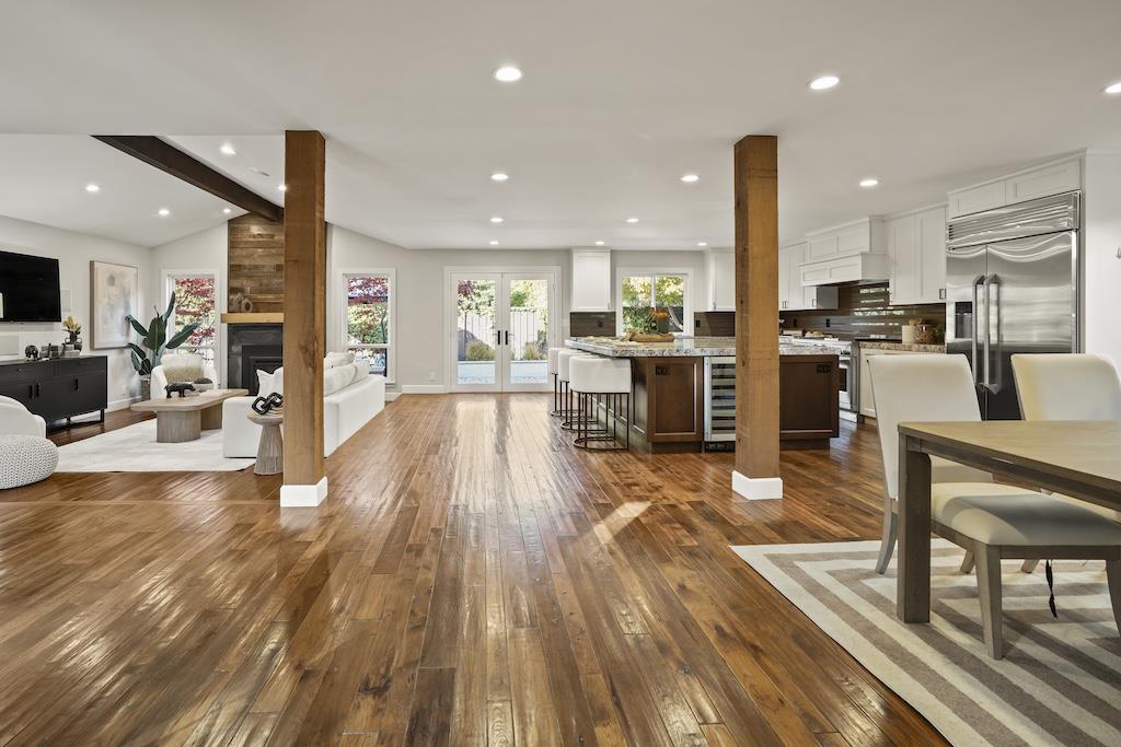 Detail Gallery Image 15 of 52 For 21073 Christensen Dr, Cupertino,  CA 95014 - 4 Beds | 2/1 Baths