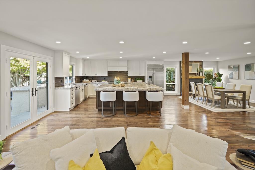 Detail Gallery Image 18 of 52 For 21073 Christensen Dr, Cupertino,  CA 95014 - 4 Beds | 2/1 Baths