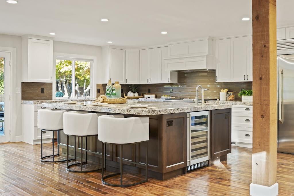 Detail Gallery Image 22 of 52 For 21073 Christensen Dr, Cupertino,  CA 95014 - 4 Beds | 2/1 Baths