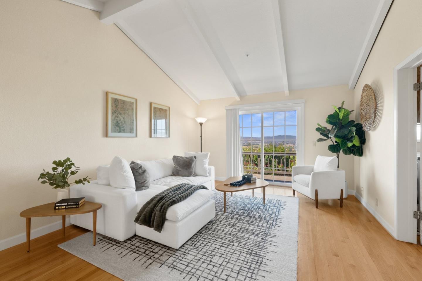 Detail Gallery Image 13 of 66 For 17101 Kruse Ranch Ln, Morgan Hill,  CA 95037 - – Beds | – Baths