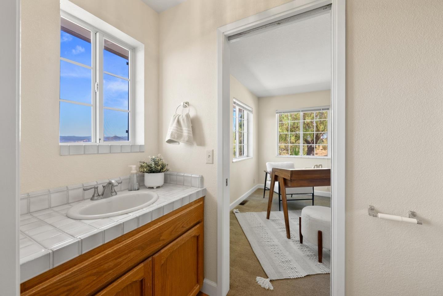 Detail Gallery Image 21 of 66 For 17101 Kruse Ranch Ln, Morgan Hill,  CA 95037 - – Beds | – Baths