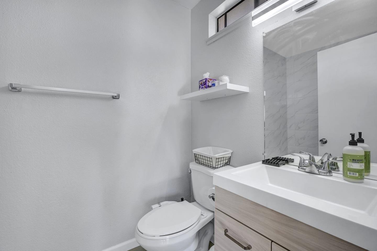 Detail Gallery Image 24 of 42 For 610 Skyway Dr, San Jose,  CA 95111 - 3 Beds | 3 Baths