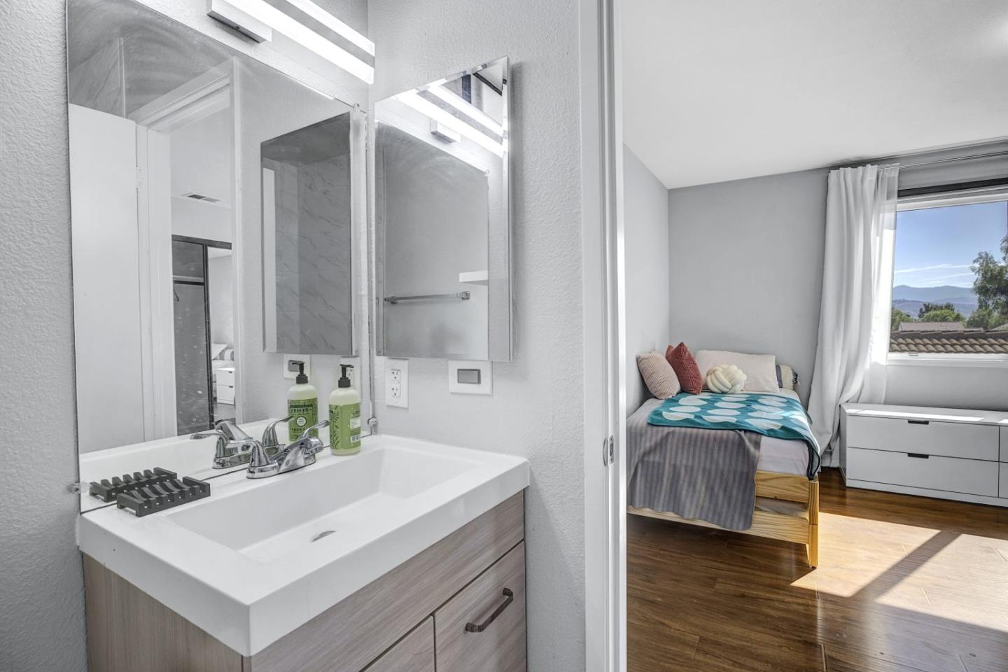 Detail Gallery Image 25 of 42 For 610 Skyway Dr, San Jose,  CA 95111 - 3 Beds | 3 Baths