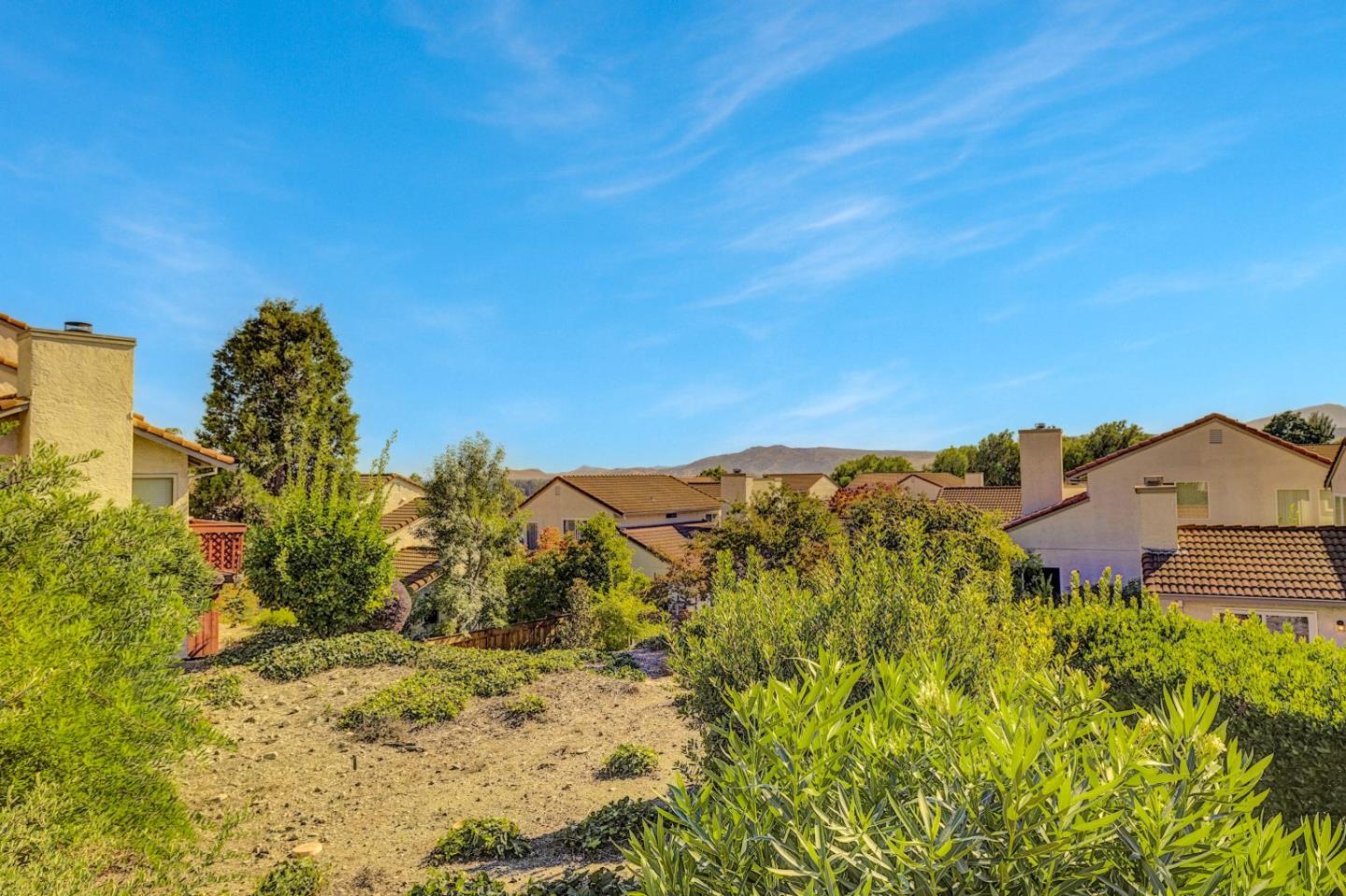 Detail Gallery Image 36 of 42 For 610 Skyway Dr, San Jose,  CA 95111 - 3 Beds | 3 Baths