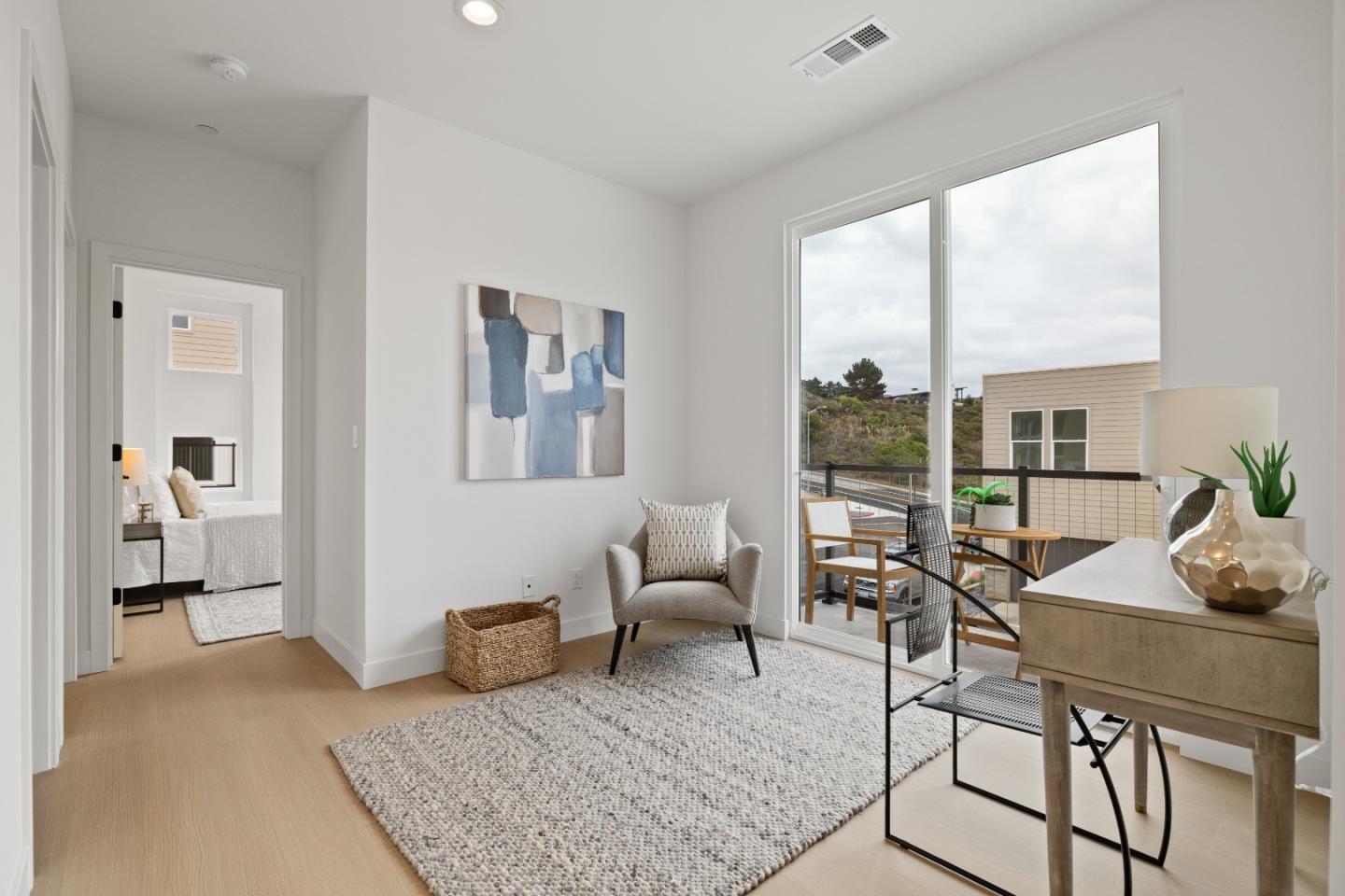 Detail Gallery Image 15 of 28 For 807 Fassler Ave, Pacifica,  CA 94044 - 3 Beds | 2/1 Baths