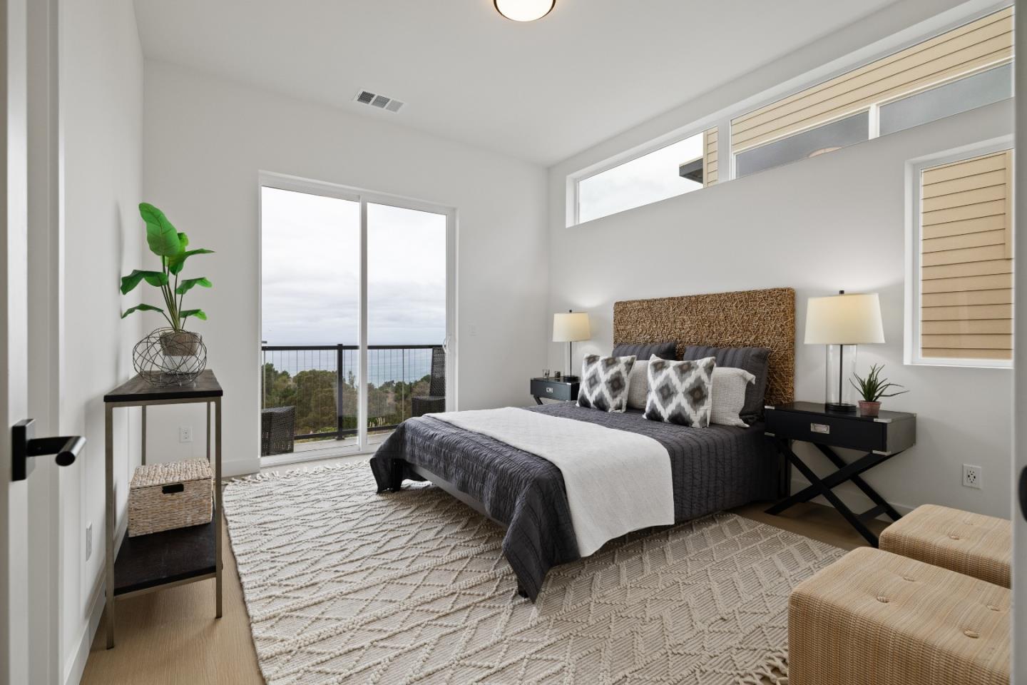 Detail Gallery Image 16 of 28 For 807 Fassler Ave, Pacifica,  CA 94044 - 3 Beds | 2/1 Baths