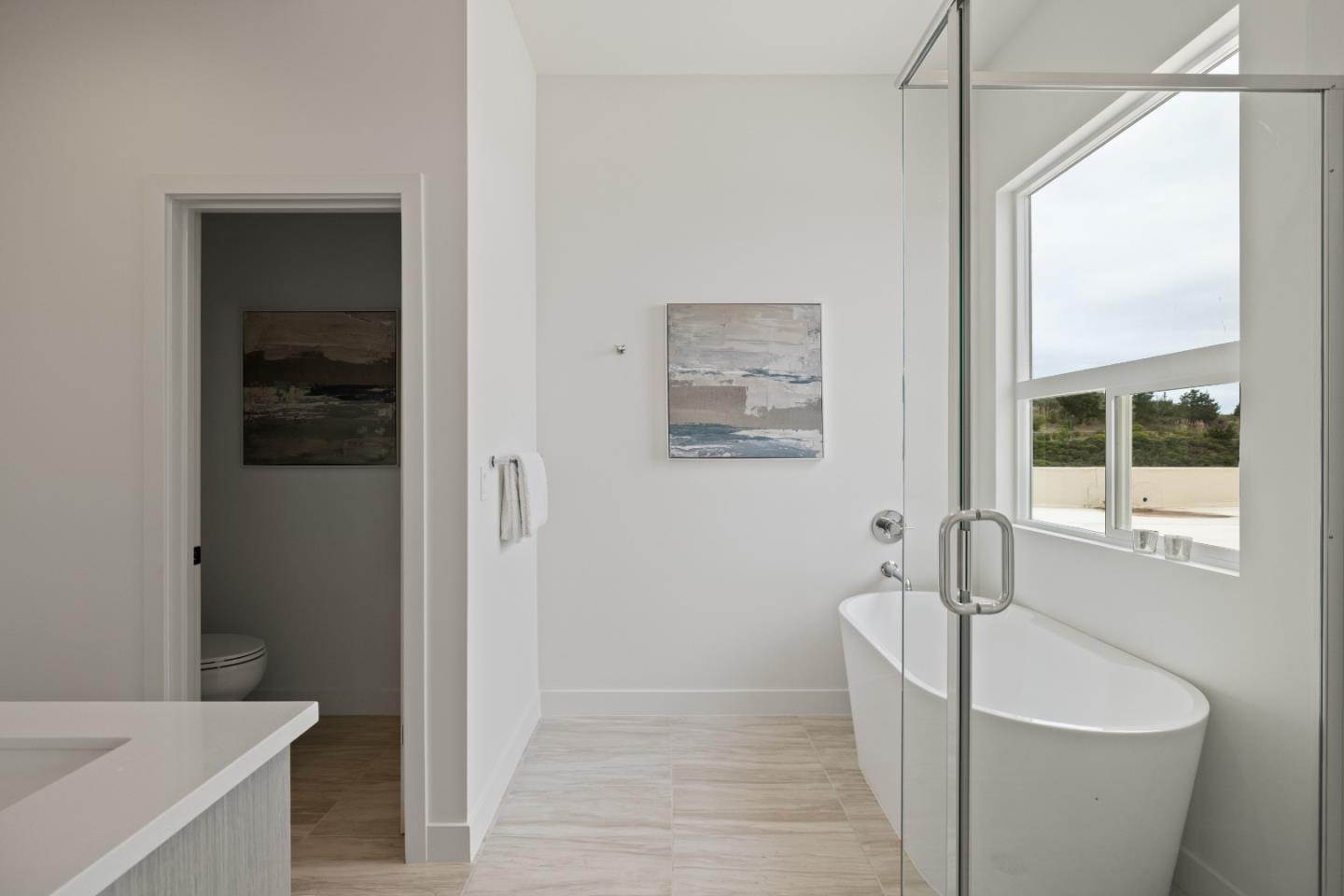 Detail Gallery Image 18 of 28 For 807 Fassler Ave, Pacifica,  CA 94044 - 3 Beds | 2/1 Baths