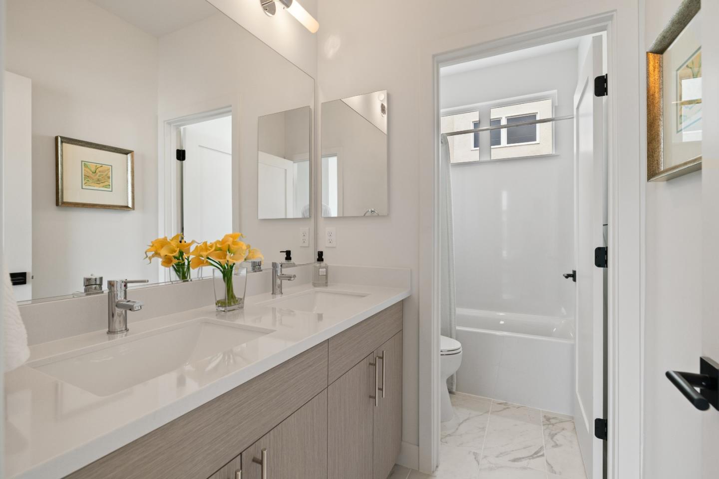 Detail Gallery Image 24 of 28 For 807 Fassler Ave, Pacifica,  CA 94044 - 3 Beds | 2/1 Baths