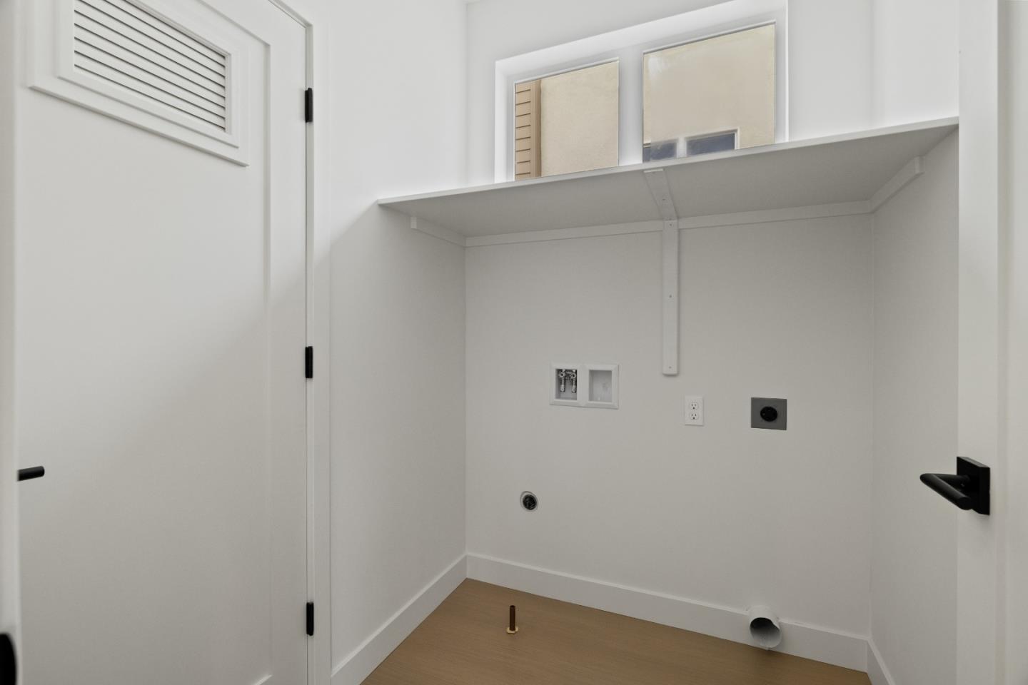 Detail Gallery Image 25 of 28 For 807 Fassler Ave, Pacifica,  CA 94044 - 3 Beds | 2/1 Baths