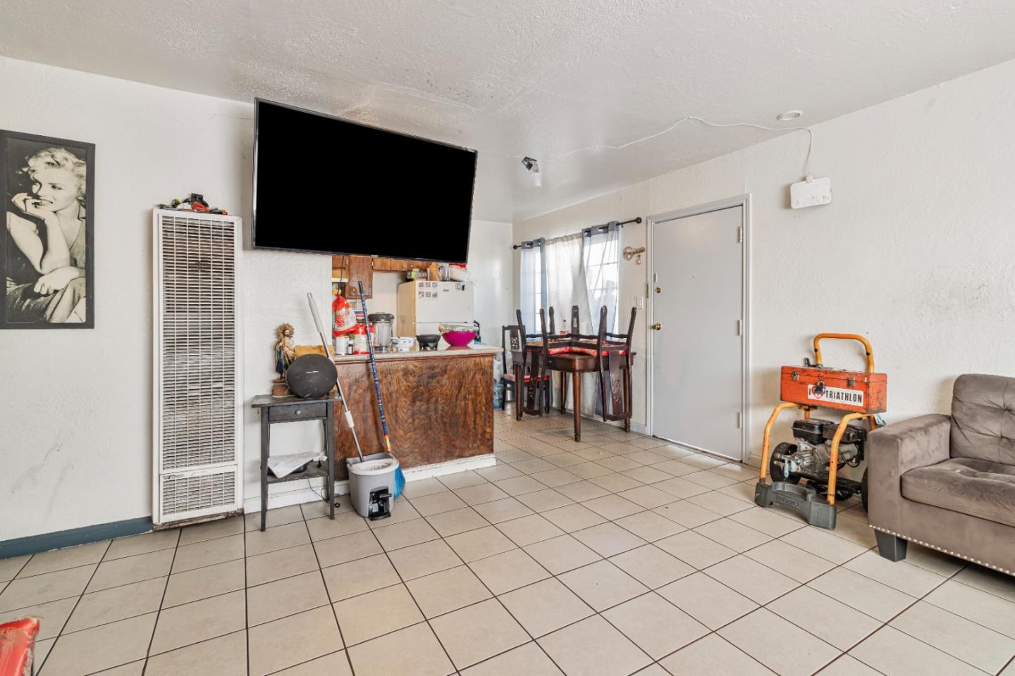 Detail Gallery Image 22 of 88 For 748 Clara St, Oakland,  CA 94603 - – Beds | – Baths