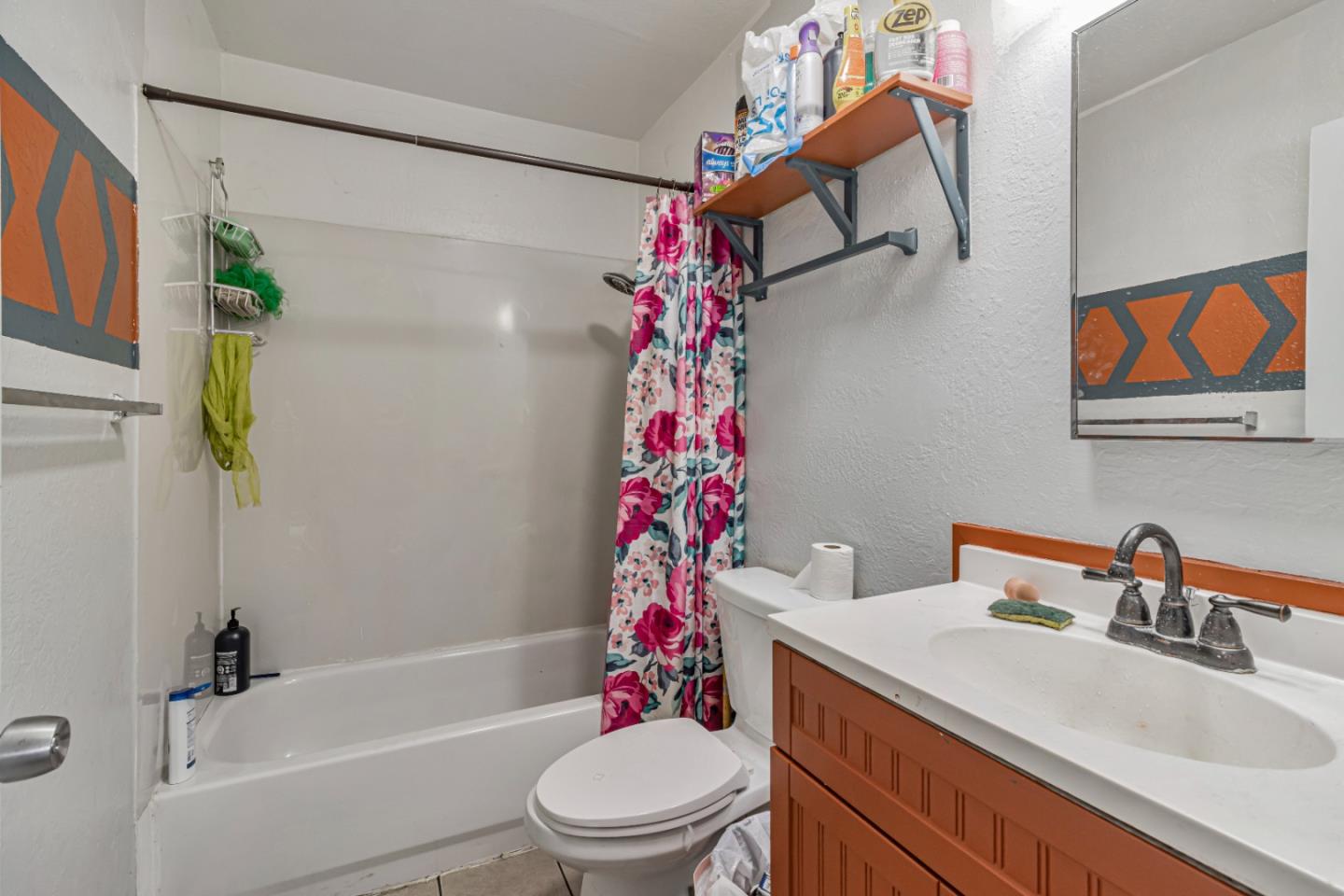 Detail Gallery Image 77 of 88 For 748 Clara St, Oakland,  CA 94603 - – Beds | – Baths