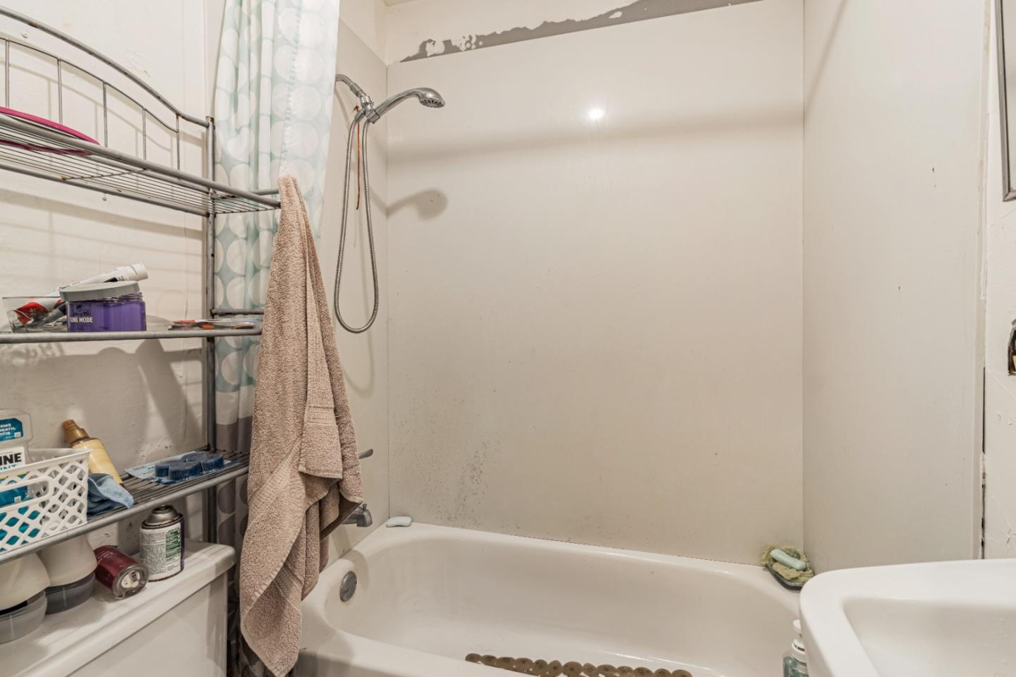 Detail Gallery Image 78 of 88 For 748 Clara St, Oakland,  CA 94603 - – Beds | – Baths