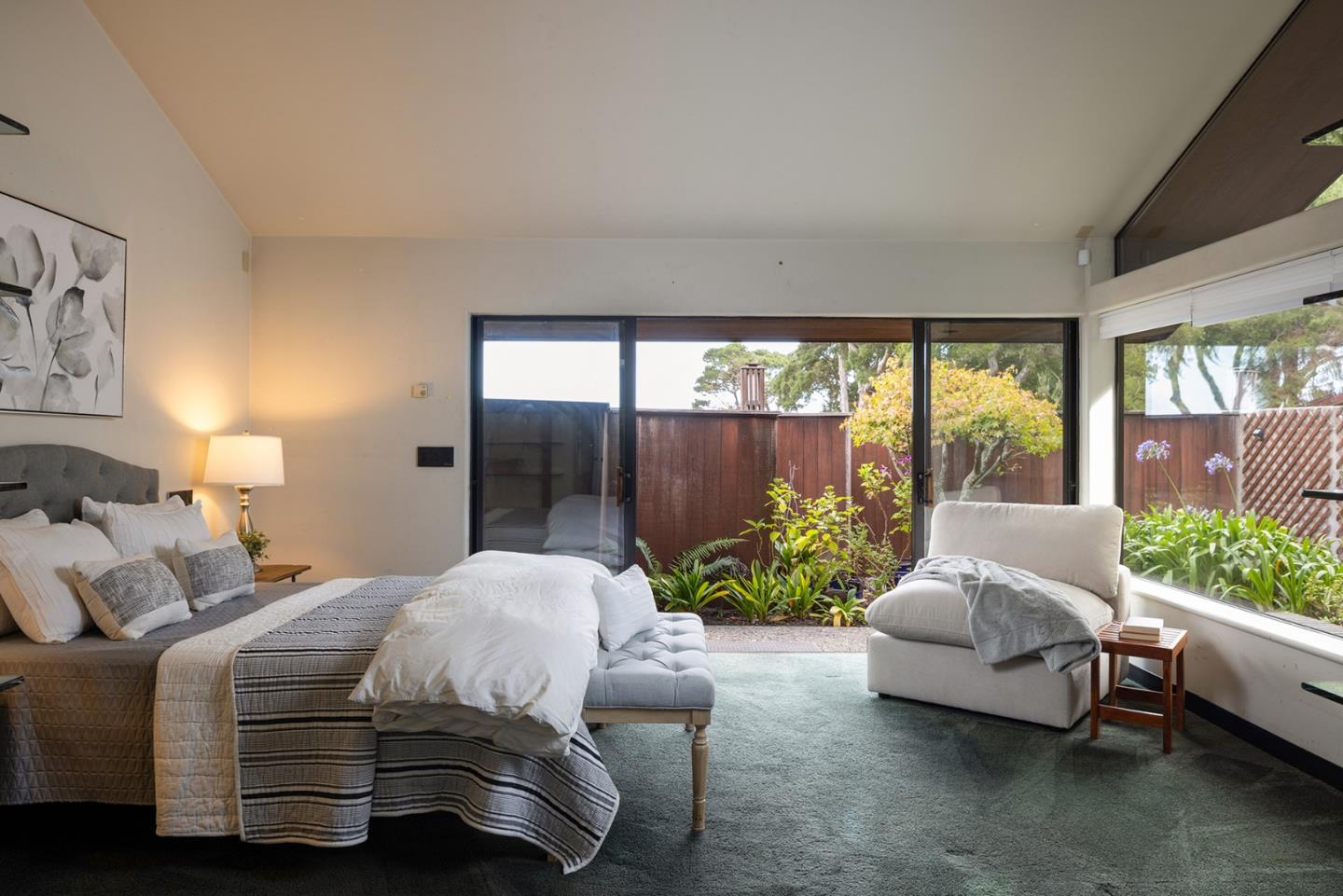 Detail Gallery Image 19 of 41 For 571 Viejo Rd, Carmel,  CA 93923 - 4 Beds | 5/1 Baths