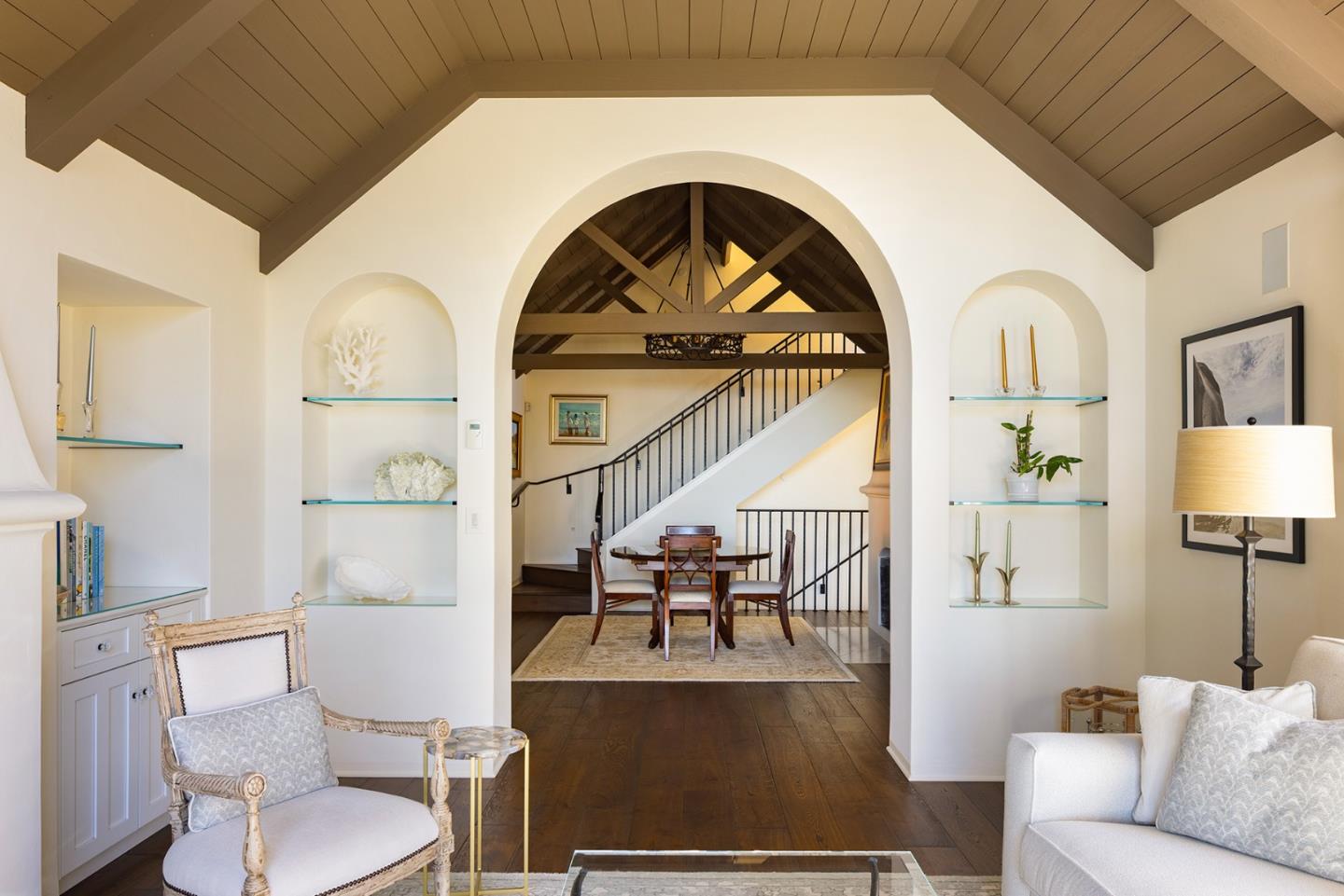 Detail Gallery Image 10 of 33 For 24429 Portola Ave, Carmel,  CA 93923 - 4 Beds | 3/1 Baths