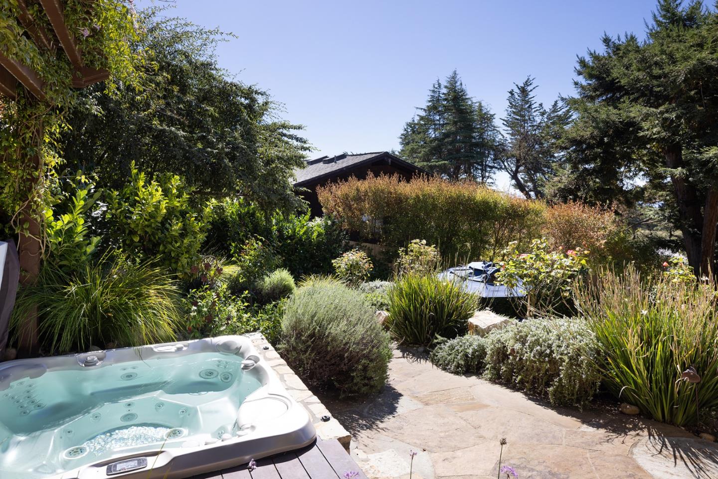 Detail Gallery Image 29 of 33 For 24429 Portola Ave, Carmel,  CA 93923 - 4 Beds | 3/1 Baths