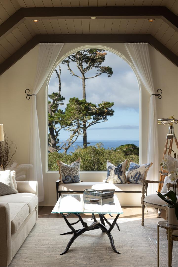 Detail Gallery Image 9 of 33 For 24429 Portola Ave, Carmel,  CA 93923 - 4 Beds | 3/1 Baths