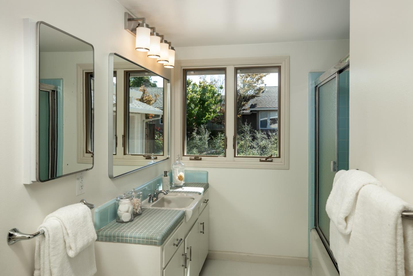 Detail Gallery Image 14 of 25 For 1507 Dominion Ave, Sunnyvale,  CA 94087 - 3 Beds | 2 Baths