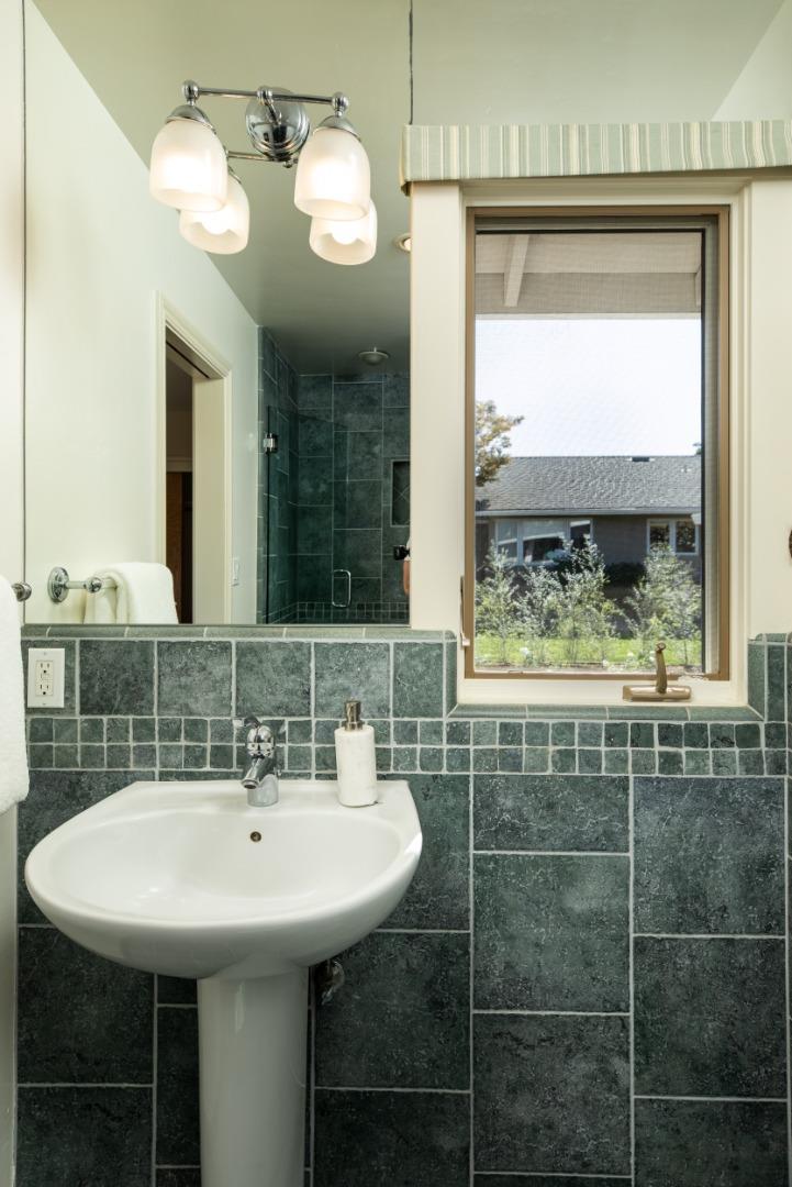 Detail Gallery Image 17 of 25 For 1507 Dominion Ave, Sunnyvale,  CA 94087 - 3 Beds | 2 Baths