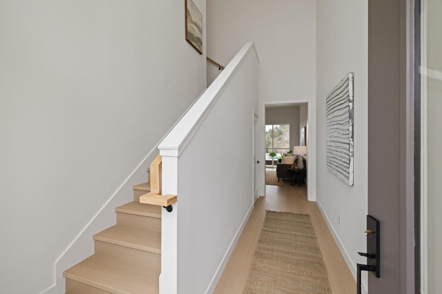 Detail Gallery Image 13 of 25 For 817 Fassler Ave, Pacifica,  CA 94044 - 3 Beds | 2/1 Baths