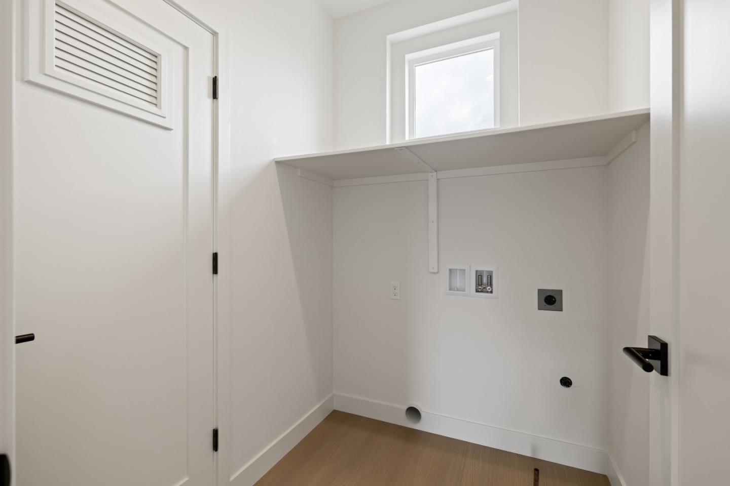 Detail Gallery Image 23 of 25 For 817 Fassler Ave, Pacifica,  CA 94044 - 3 Beds | 2/1 Baths