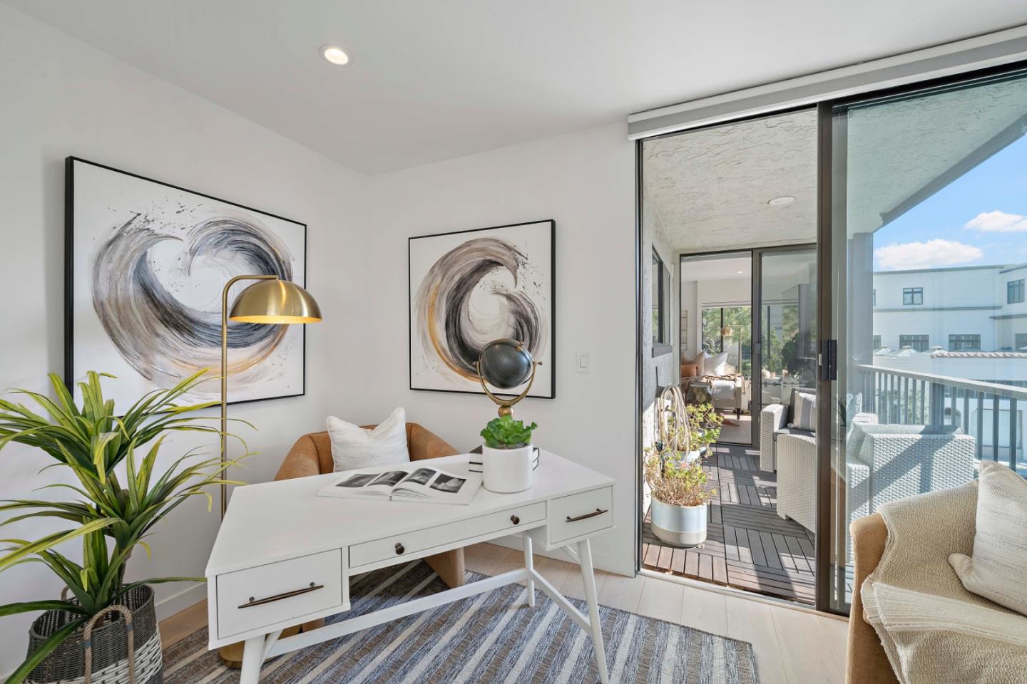 Detail Gallery Image 23 of 27 For 770 Bryant St, Palo Alto,  CA 94301 - 2 Beds | 2 Baths