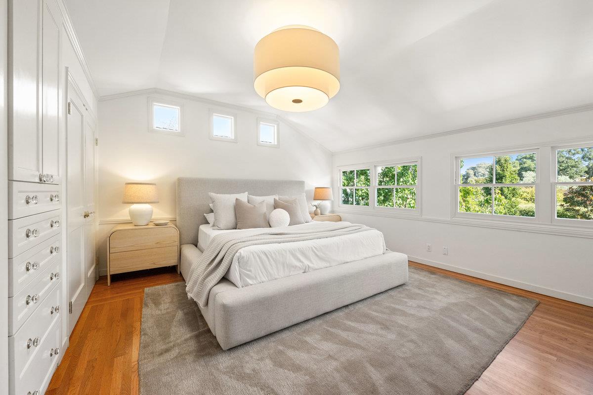 Detail Gallery Image 12 of 29 For 39 El Cerrito Ave, San Mateo,  CA 94402 - 3 Beds | 2/1 Baths