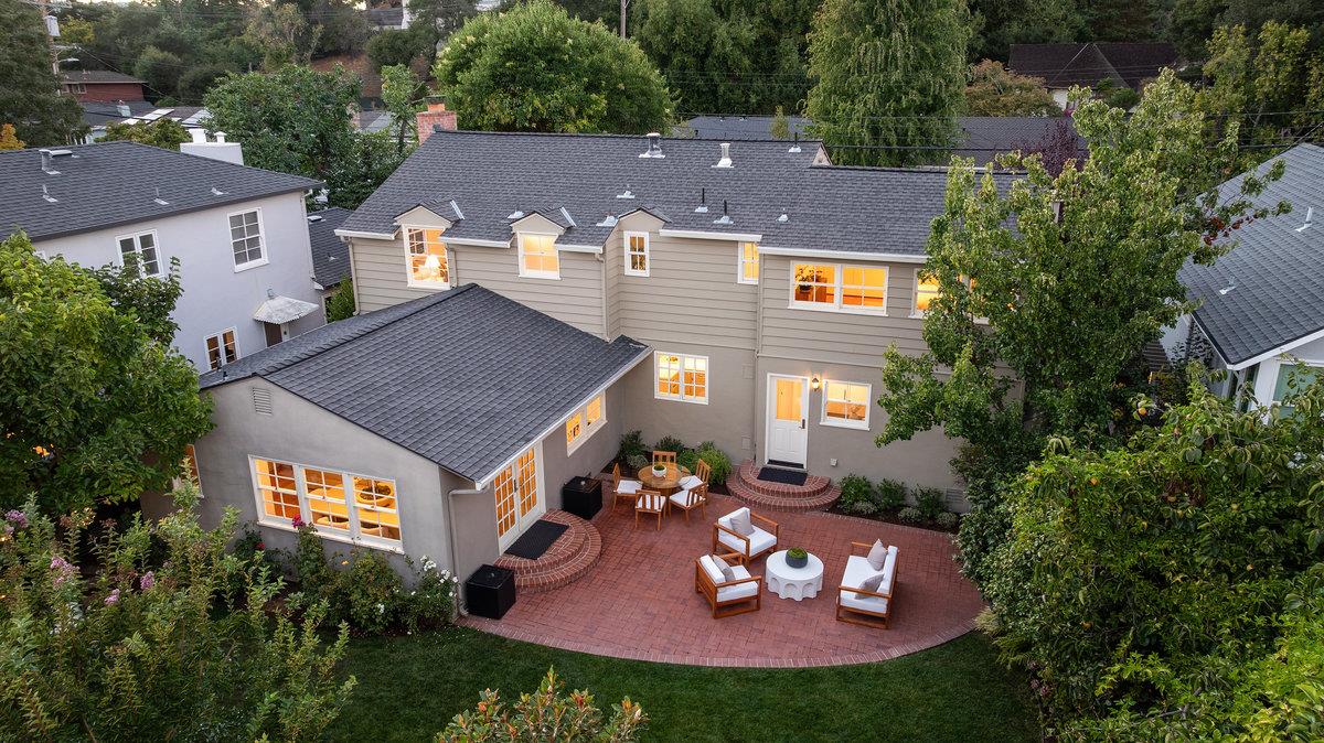 Detail Gallery Image 28 of 29 For 39 El Cerrito Ave, San Mateo,  CA 94402 - 3 Beds | 2/1 Baths