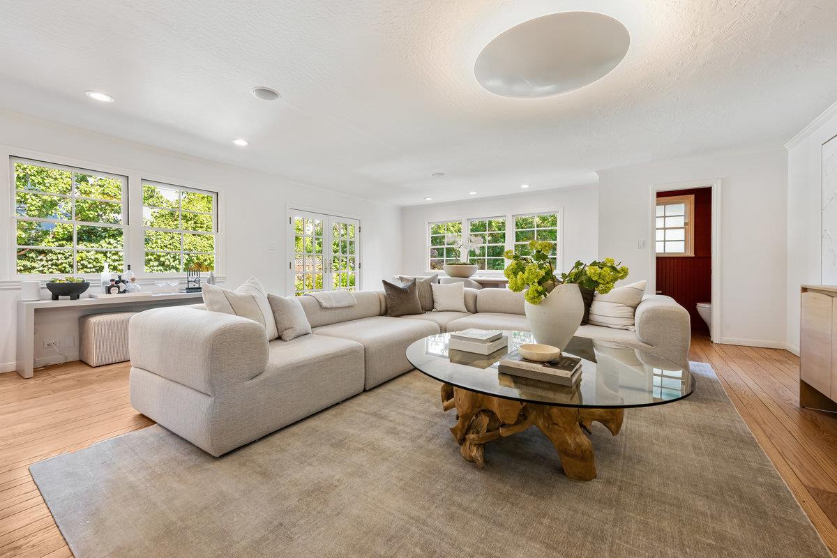 Detail Gallery Image 5 of 29 For 39 El Cerrito Ave, San Mateo,  CA 94402 - 3 Beds | 2/1 Baths