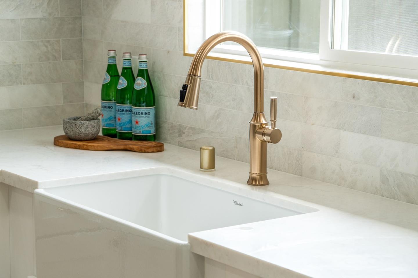 Detail Gallery Image 14 of 42 For 26 Council Crest Dr, Corte Madera,  CA 94925 - 3 Beds | 2 Baths