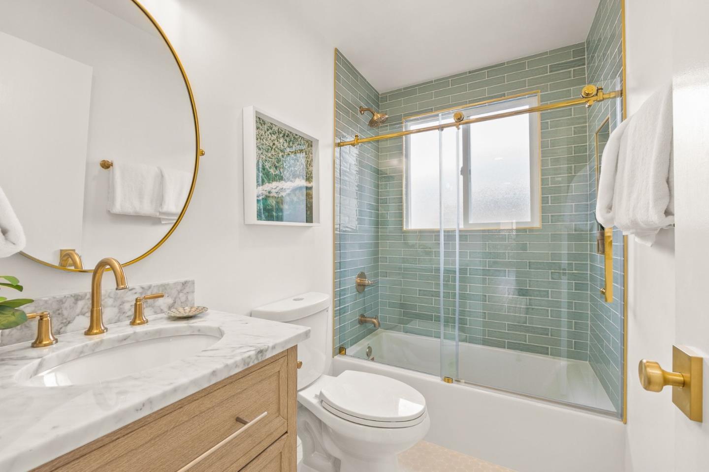 Detail Gallery Image 23 of 42 For 26 Council Crest Dr, Corte Madera,  CA 94925 - 3 Beds | 2 Baths